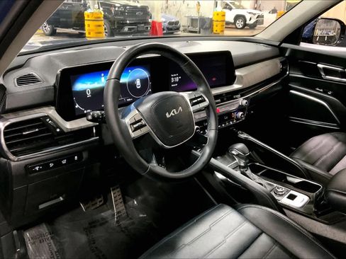 Used 2023 Kia Telluride SX Prestige image 18