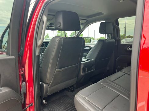 Used 2023 Chevrolet Silverado 1500 RST w/ Convenience Package II AWD/4WD image 16