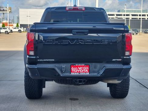 Used 2024 Chevrolet Colorado ZR2 w/ ZR2 Convenience Package III AWD/4WD image 6