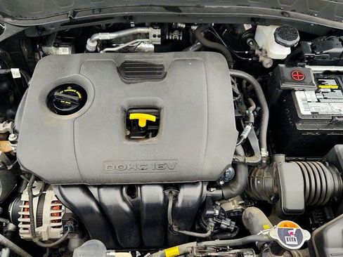 Used 2021 Kia Seltos S image 26