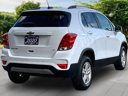 Used 2020 Chevrolet Trax LT w/ Driver Confidence Package AWD/4WD image 12