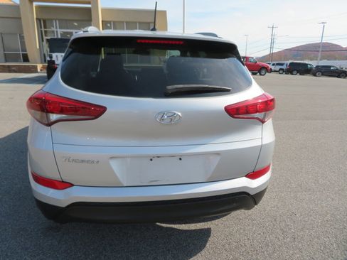 Used 2017 Hyundai Tucson SE image 4