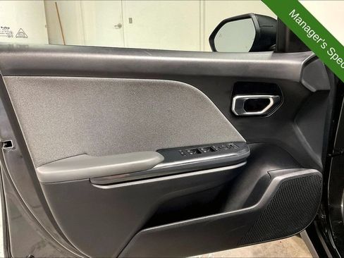 Used 2025 Kia K4 EX FWD image 21