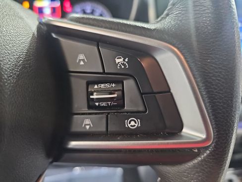 Used 2021 Subaru Ascent Premium w/ Convenience Package AWD/4WD image 19