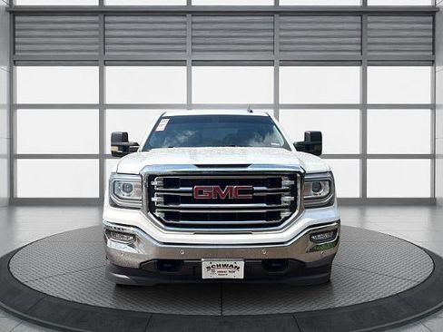 Used 2018 GMC Sierra 1500 SLT w/ SLT Premium Package AWD/4WD image 9