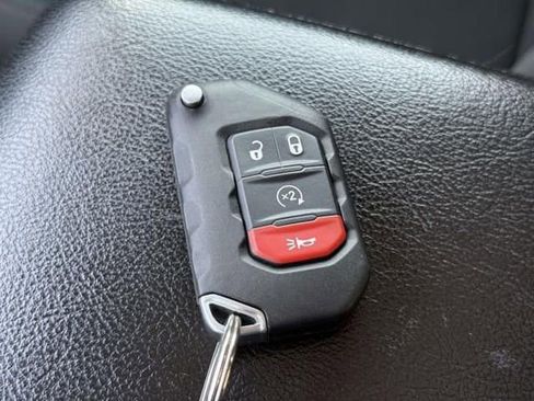 Used 2018 Jeep Wrangler Unlimited Sport S AWD/4WD image 30