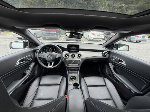 Used 2018 Mercedes-Benz CLA 250 image 7