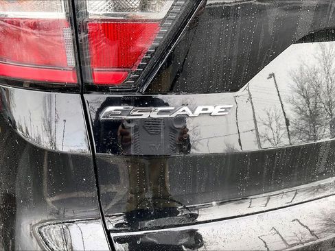 Used 2017 Ford Escape Titanium w/ Equipment Group 301A image 35