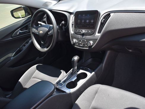 Used 2020 Chevrolet Malibu LS w/ LPO, Convenience Package 1 FWD image 13