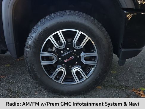 Used 2023 GMC Sierra 2500 AT4 w/ AT4 Preferred Package image 2