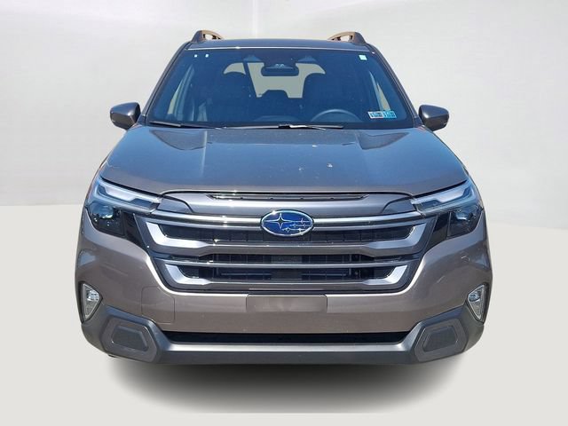 Used 2025 Subaru Forester Limited AWD/4WD image 2