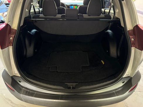 Used 2015 Toyota RAV4 LE AWD/4WD image 26