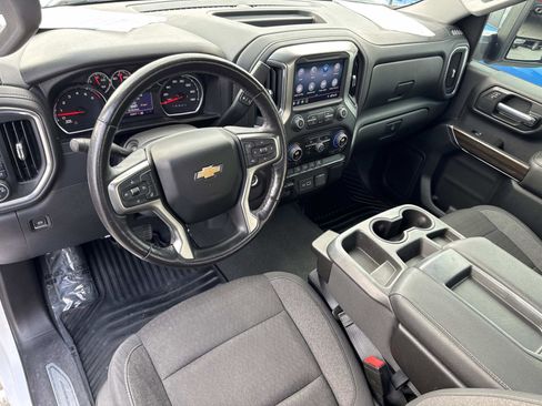 Used 2021 Chevrolet Silverado 3500 LT w/ Convenience Package image 9