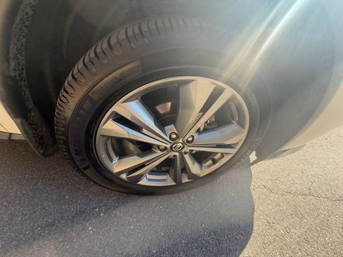 Used 2019 Nissan Murano Platinum image 29