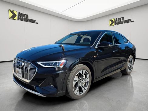 Used 2022 Audi e-tron Premium Plus w/ Premium Plus Package image 7