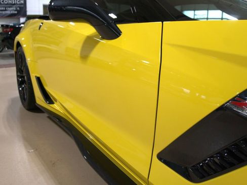 Used 2016 Chevrolet Corvette Z06 w/ 3LZ Preferred Equipment Group RWD image 29