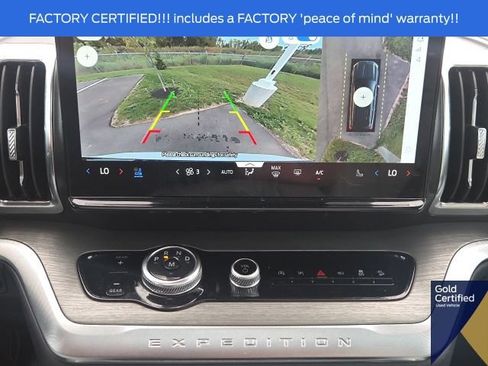 Used 2025 Ford Expedition Max Platinum AWD/4WD image 40