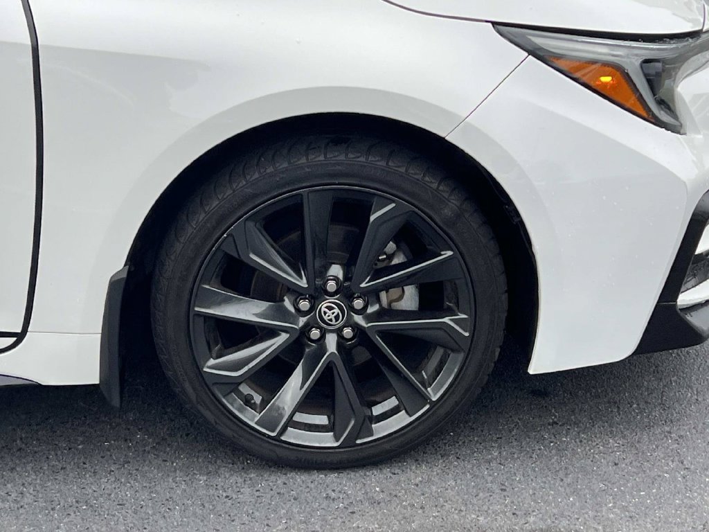 Used 2024 Toyota Corolla SE FWD image 9
