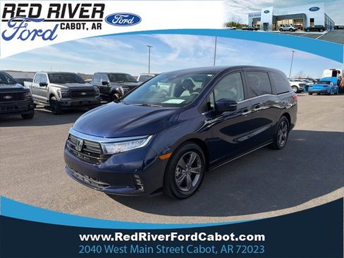 Used 2024 Honda Odyssey EX image 1