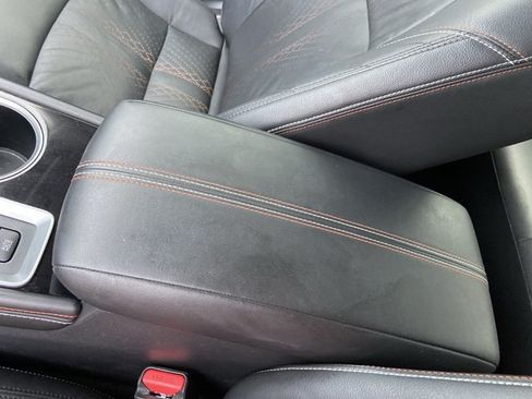 Used 2023 Nissan Altima 2.0 SR FWD image 42