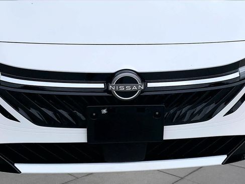 Used 2026 Nissan Sentra SV w/ SV Convenience Package FWD image 32