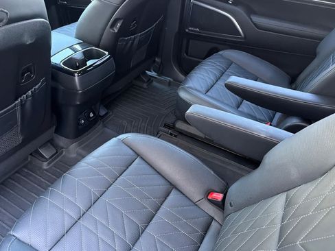 Used 2023 Kia Telluride SX Prestige X-Line AWD/4WD image 4