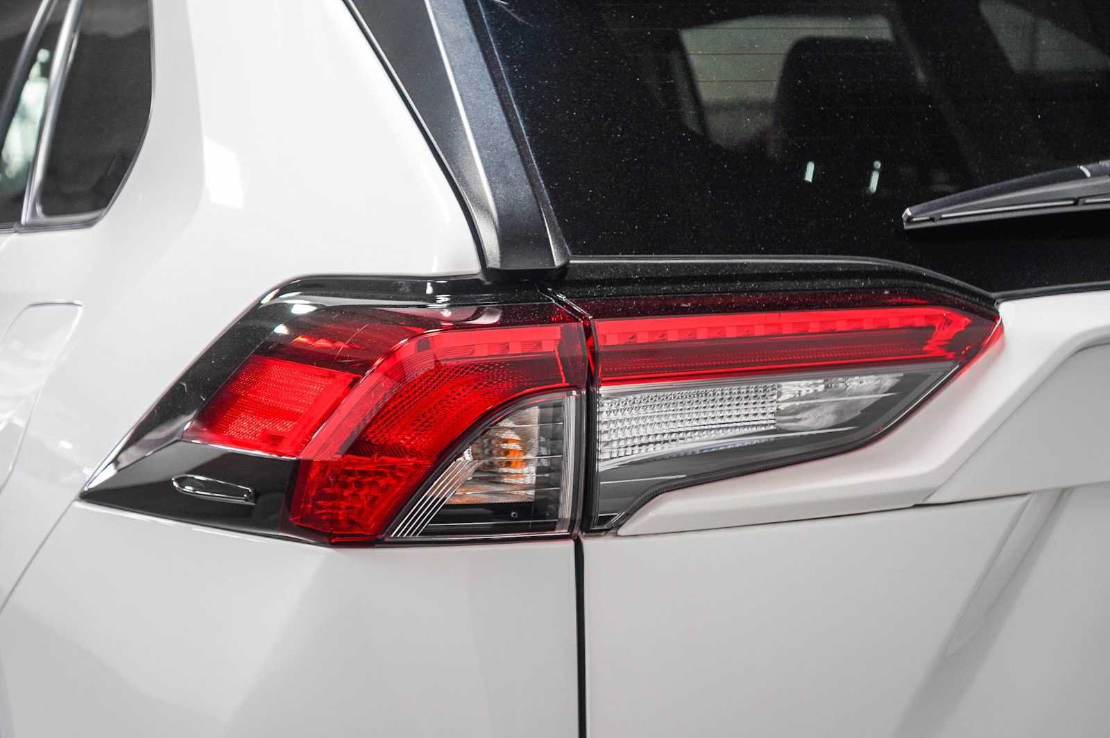 Used 2023 Toyota RAV4 XLE w/ Convenience Package FWD image 10