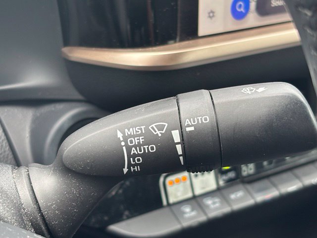 Used 2023 Toyota Crown AWD/4WD image 19