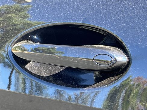 New 2026 BMW X5 xDrive50e w/ M Sport Package image 34