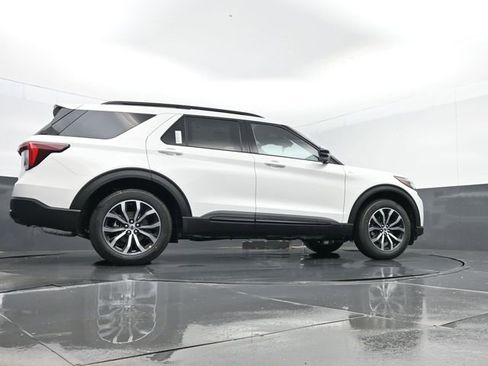 New 2026 Ford Explorer ST-Line image 27