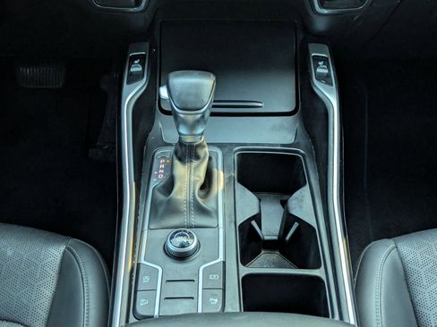 Used 2023 Kia Sorento S w/ Panoramic Sunroof Package image 19