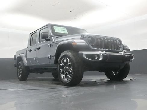 New 2026 Jeep Gladiator Sport AWD/4WD image 44