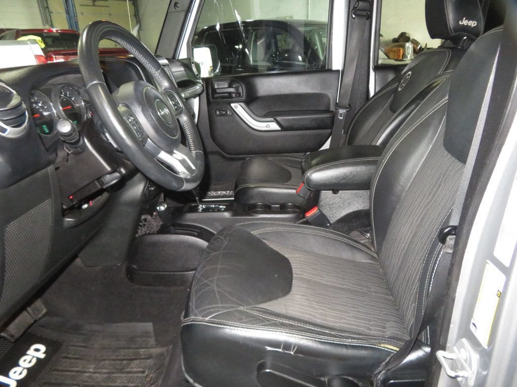 Used 2015 Jeep Wrangler Unlimited Sport AWD/4WD image 17
