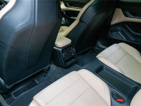 Used 2021 Porsche Taycan image 16