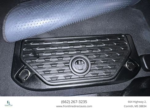 Used 2019 RAM 1500 Laramie AWD/4WD image 23