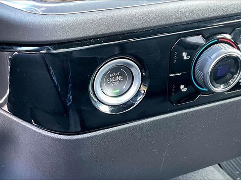 Used 2023 Chevrolet Silverado 1500 LT image 26