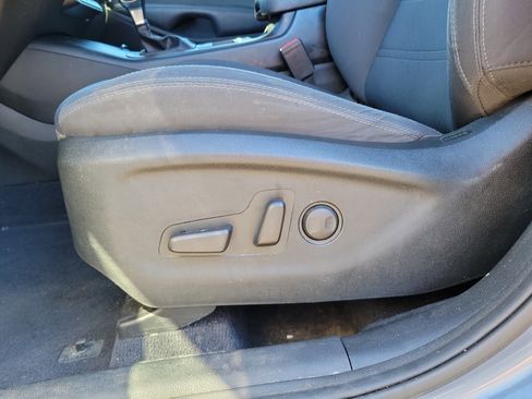 Used 2020 Kia Sorento LX w/ LX I4 Convenience Package image 5