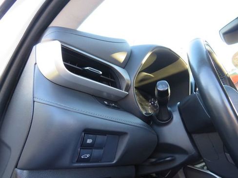 Certified 2022 Toyota Highlander LE image 36