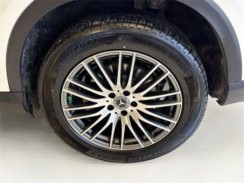 Certified 2026 Mercedes-Benz GLC 300 4MATIC image 32