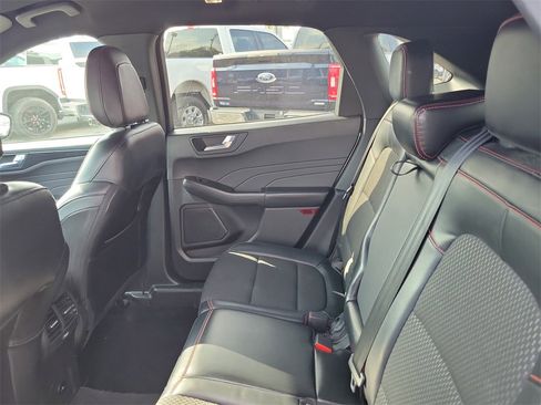 Used 2023 Ford Escape ST-Line image 29
