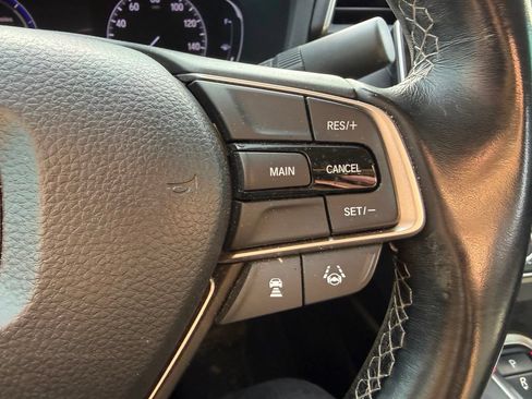 Used 2021 Honda Insight Touring image 13