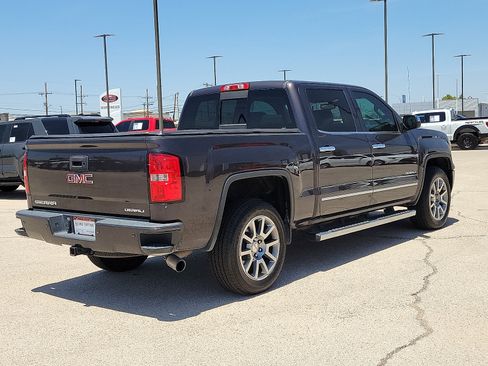 Used 2015 GMC Sierra 1500 Denali w/ Driver Alert Package AWD/4WD image 4