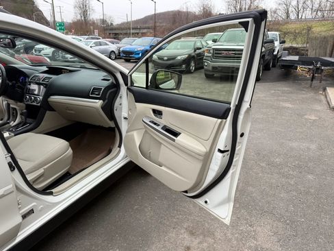 Used 2015 Subaru Crosstrek Touring image 13