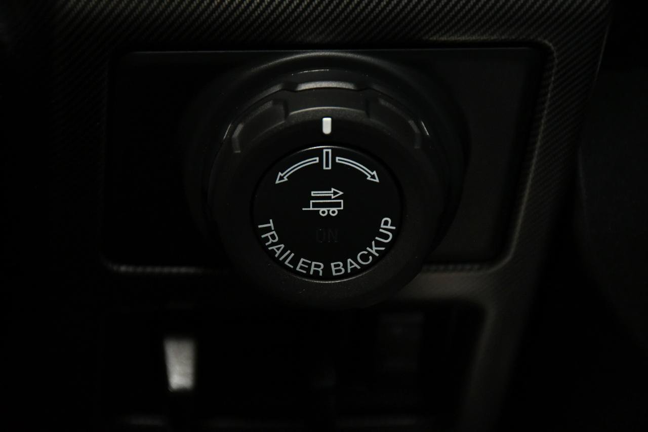 Used 2019 Ford F150 Raptor w/ Equipment Group 802A Luxury AWD/4WD image 38
