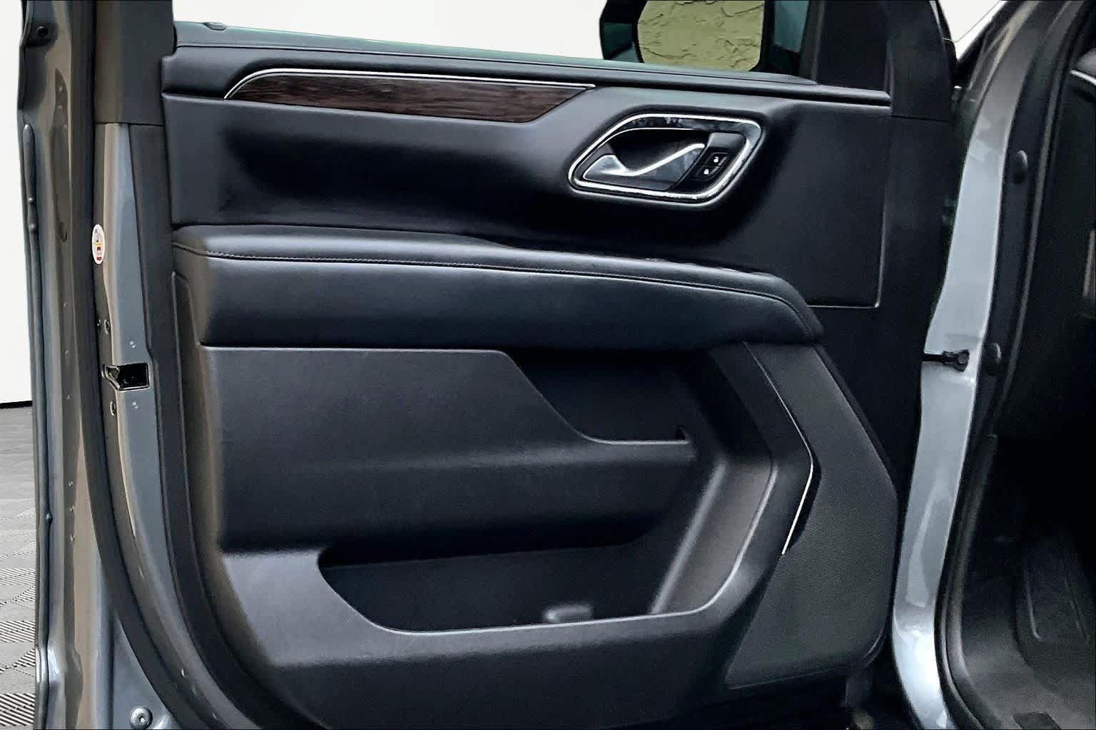 Used 2022 Chevrolet Tahoe LS RWD image 22