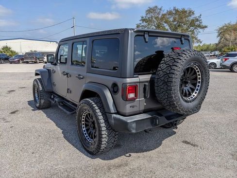 Used 2021 Jeep Wrangler Unlimited Sport AWD/4WD image 6