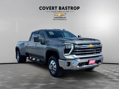 Certified 2025 Chevrolet Silverado 3500 LTZ w/ LTZ Convenience Package image 7