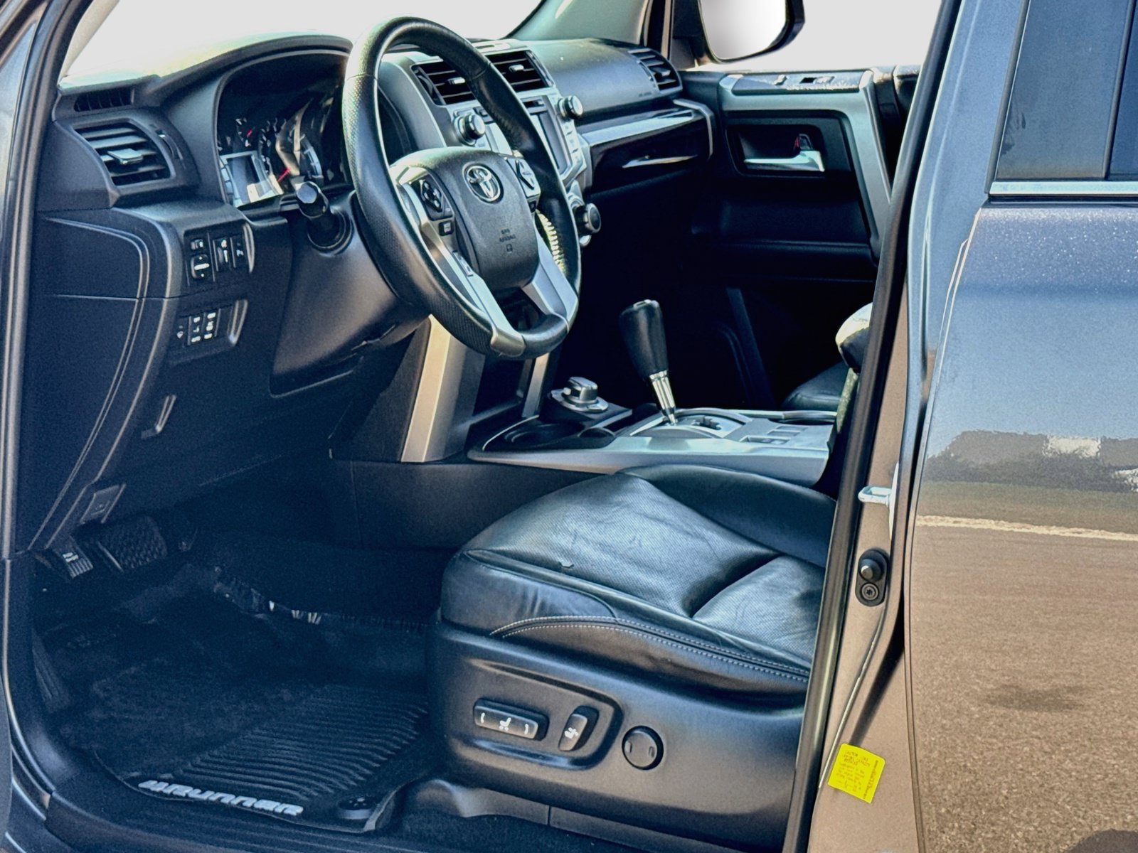 Used 2019 Toyota 4Runner Limited AWD/4WD image 11