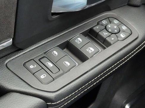 New 2026 RAM 2500 Laramie w/ Night Edition AWD/4WD image 22