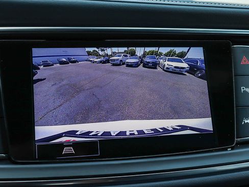 Used 2023 Buick Enclave Essence FWD image 30